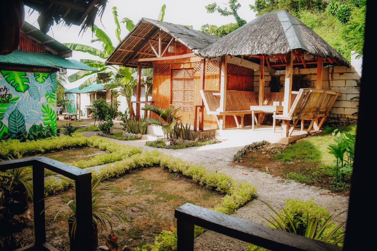 Suba Nipa Huts *